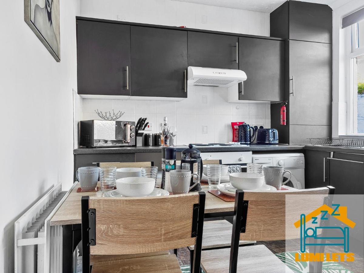 2Br Home In Barrow-In-Furness Sleeps 8 Close To Bae Systems, Hospital, Lakes מראה חיצוני תמונה